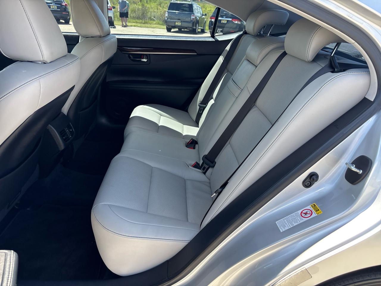 Lexus ES 350 4dr Sdn 2014