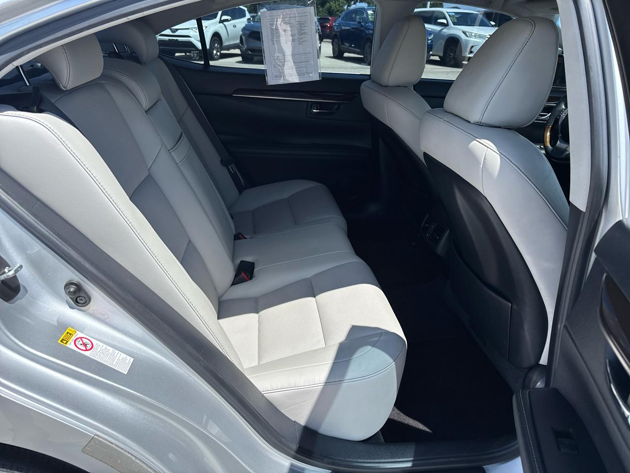 Lexus ES 350 4dr Sdn 2014