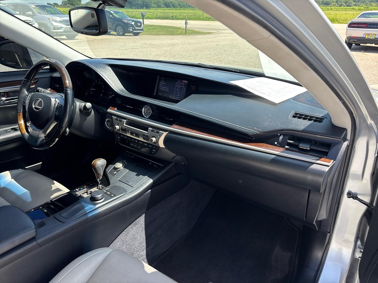 Lexus ES 350 4dr Sdn 2014