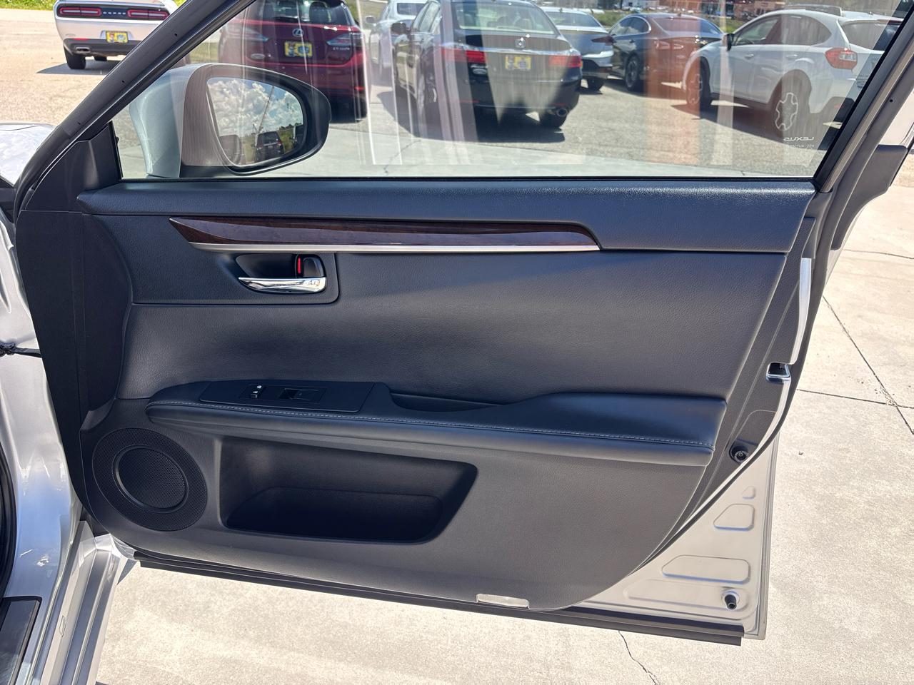 Lexus ES 350 4dr Sdn 2014