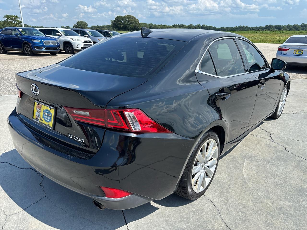 Lexus IS 250 4dr Sport Sdn Auto RWD 2014