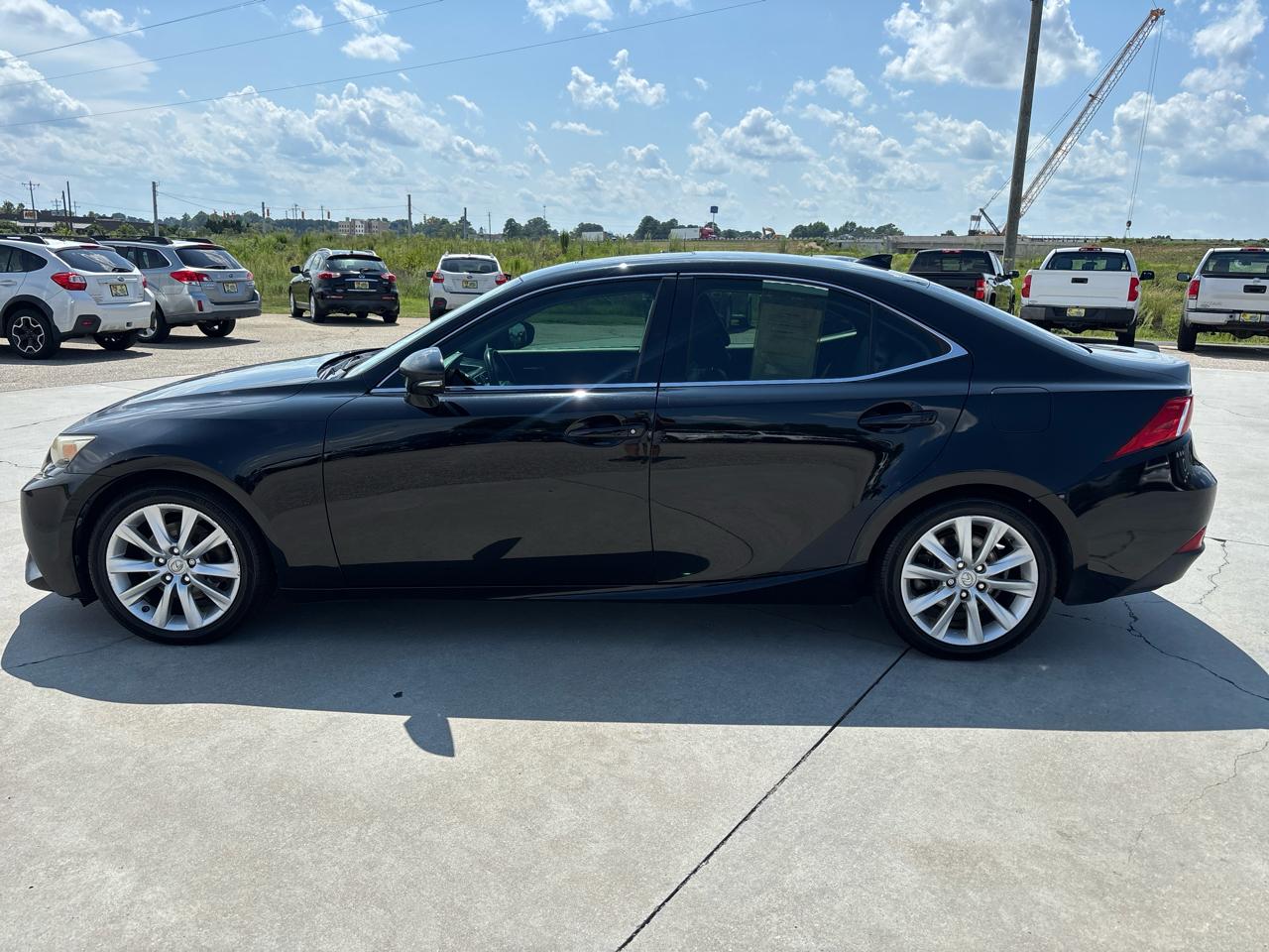 Lexus IS 250 4dr Sport Sdn Auto RWD 2014
