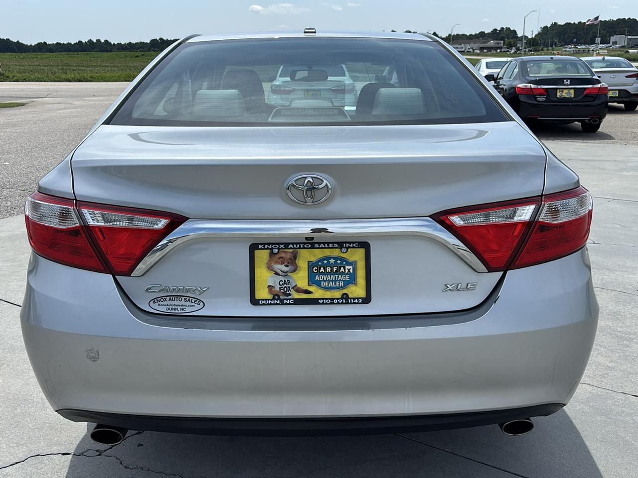 Toyota Camry 4dr Sedan XLE V6 Auto 2016