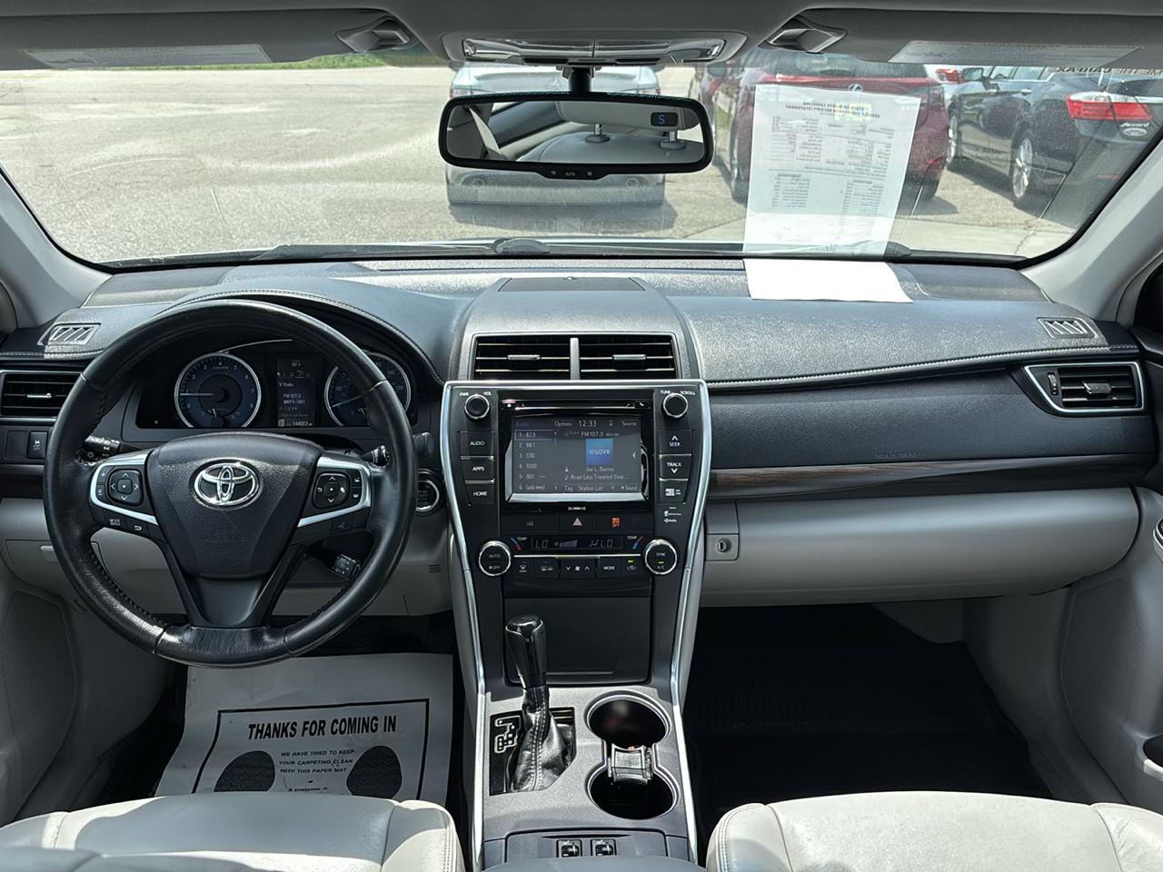 Toyota Camry 4dr Sedan XLE V6 Auto 2016