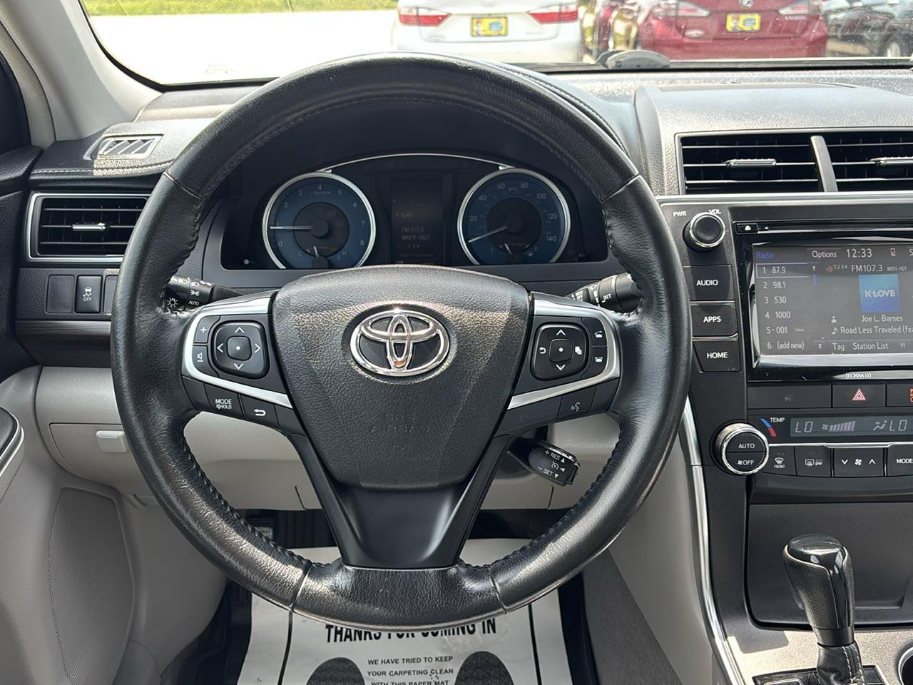 Toyota Camry 4dr Sedan XLE V6 Auto 2016