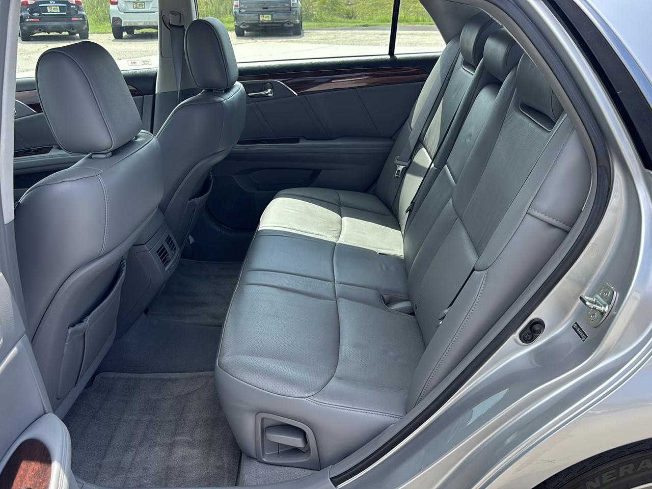 Toyota Avalon 4dr Sdn Limited (Natl) 2009