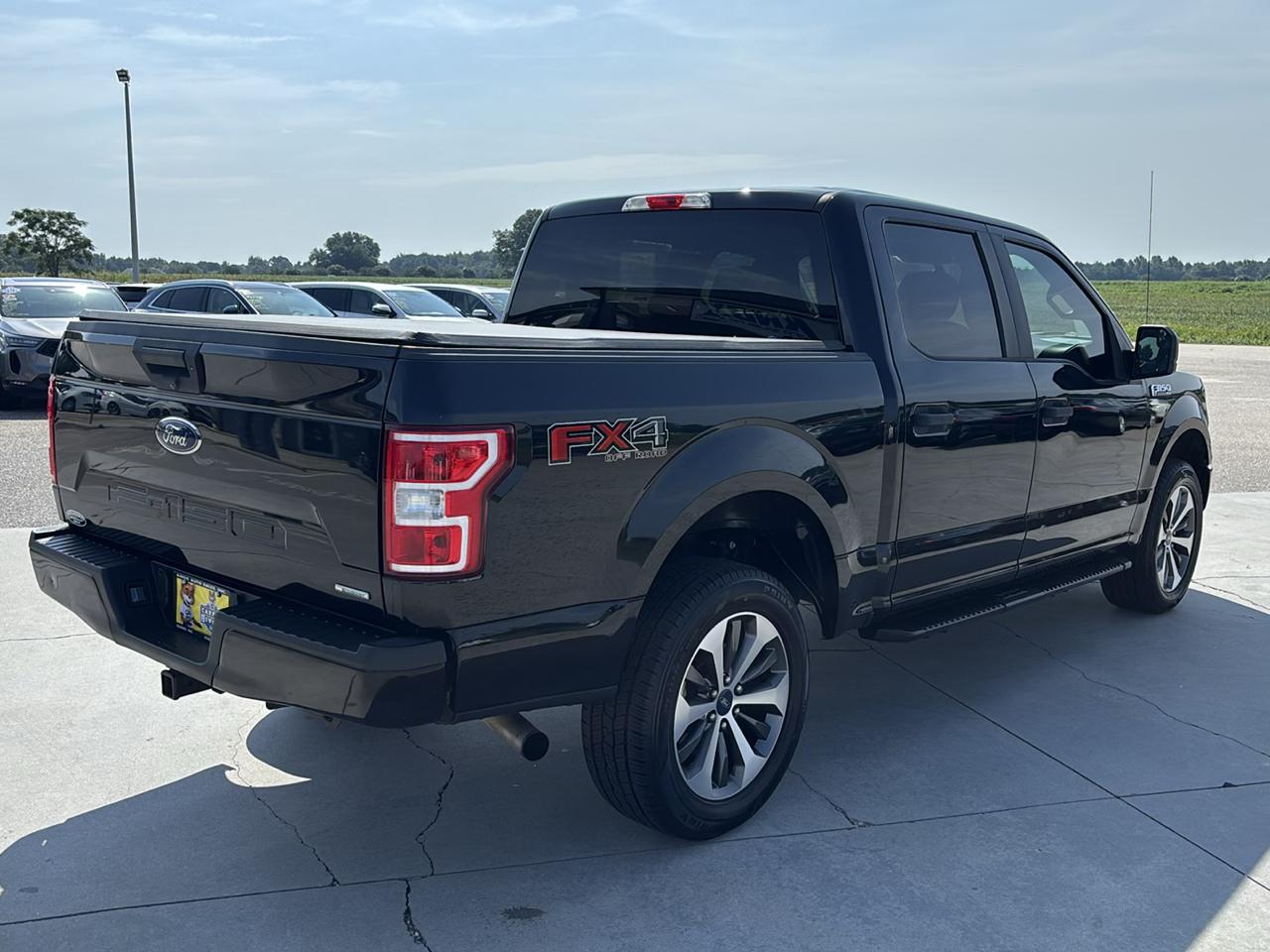 Ford F-150 4WD SuperCrew 145" STX 2019