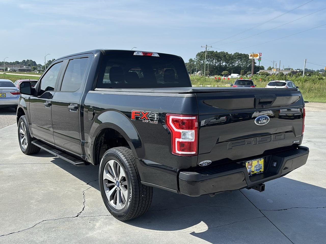 Ford F-150 4WD SuperCrew 145" STX 2019