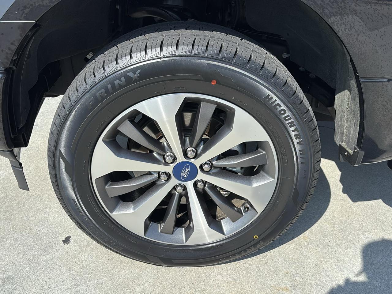 Ford F-150 4WD SuperCrew 145" STX 2019