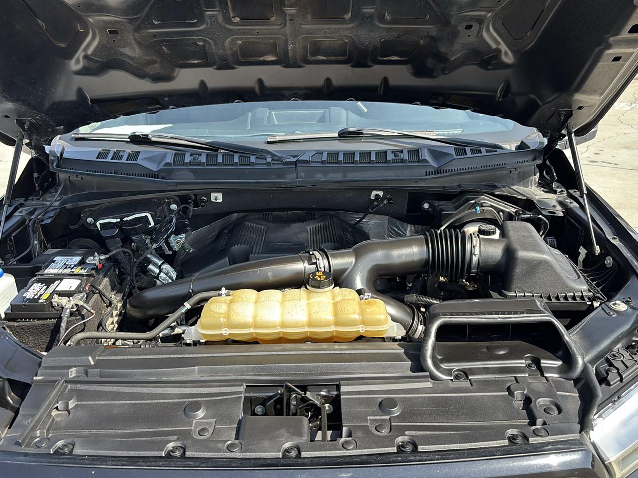 Ford F-150 4WD SuperCrew 145" STX 2019