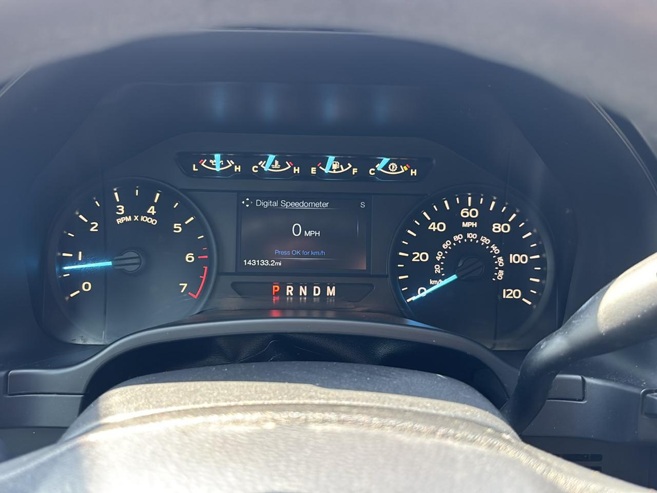 Ford F-150 4WD SuperCrew 145" STX 2019