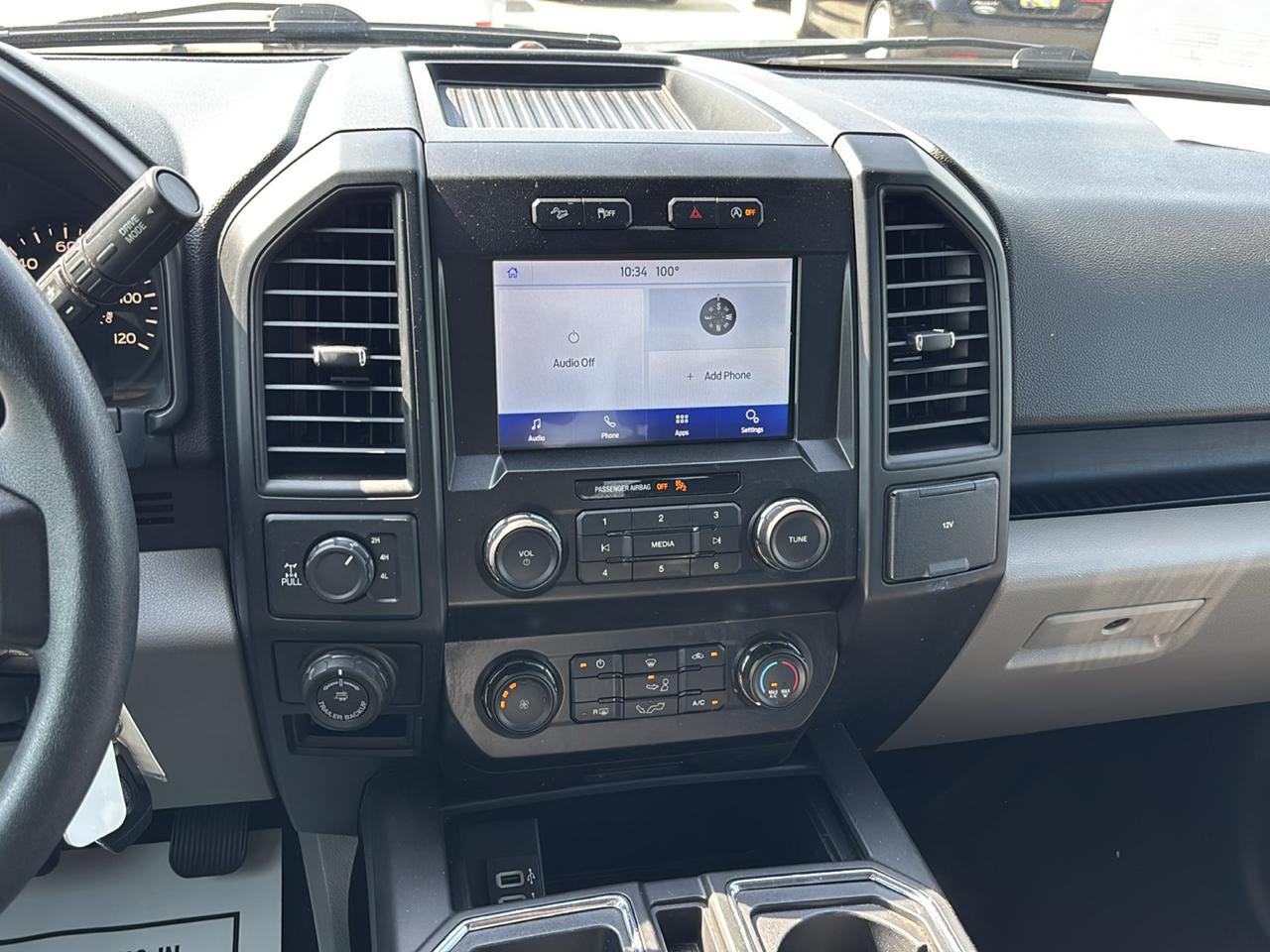 Ford F-150 4WD SuperCrew 145" STX 2019