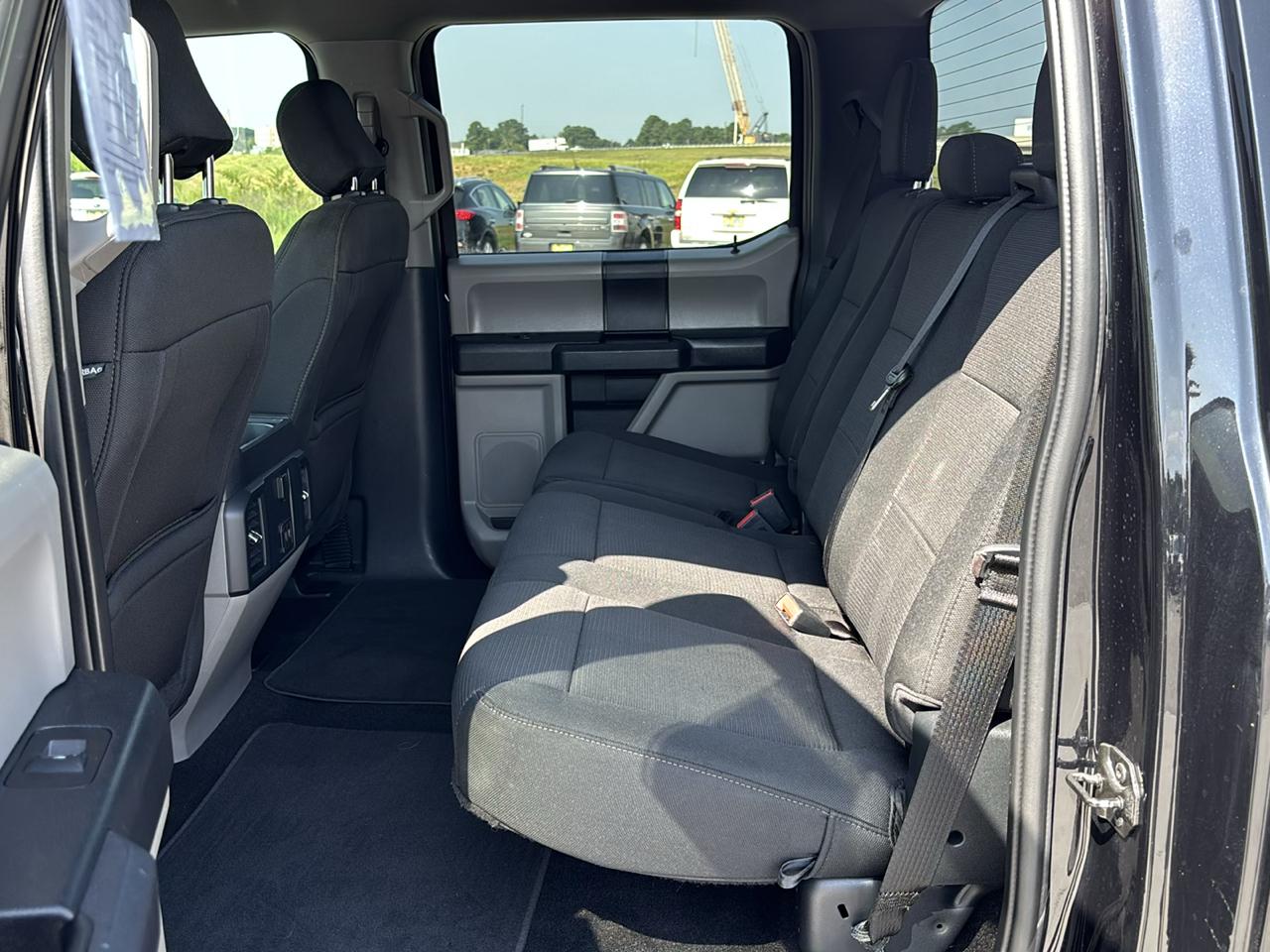 Ford F-150 4WD SuperCrew 145" STX 2019