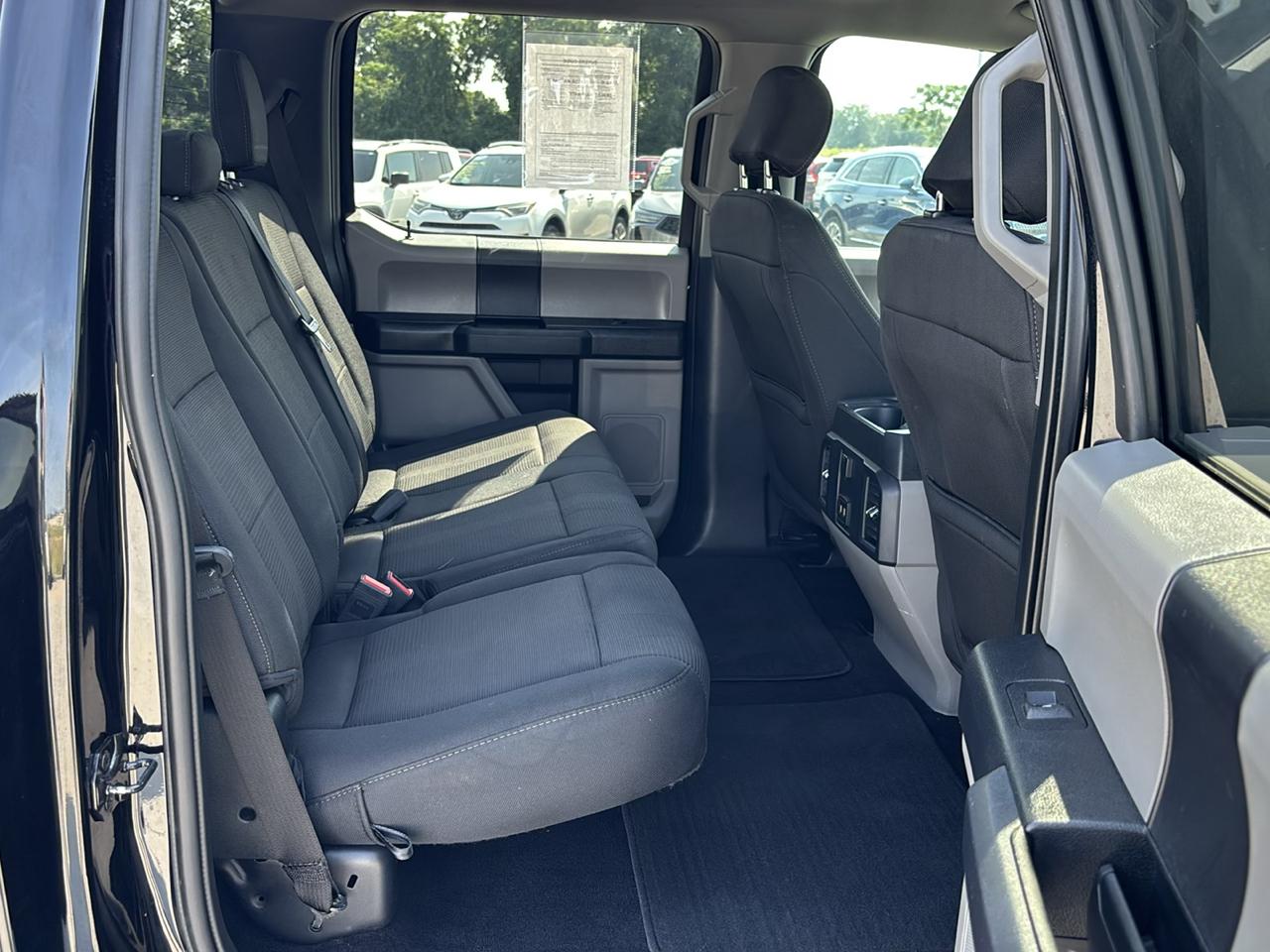 Ford F-150 4WD SuperCrew 145" STX 2019