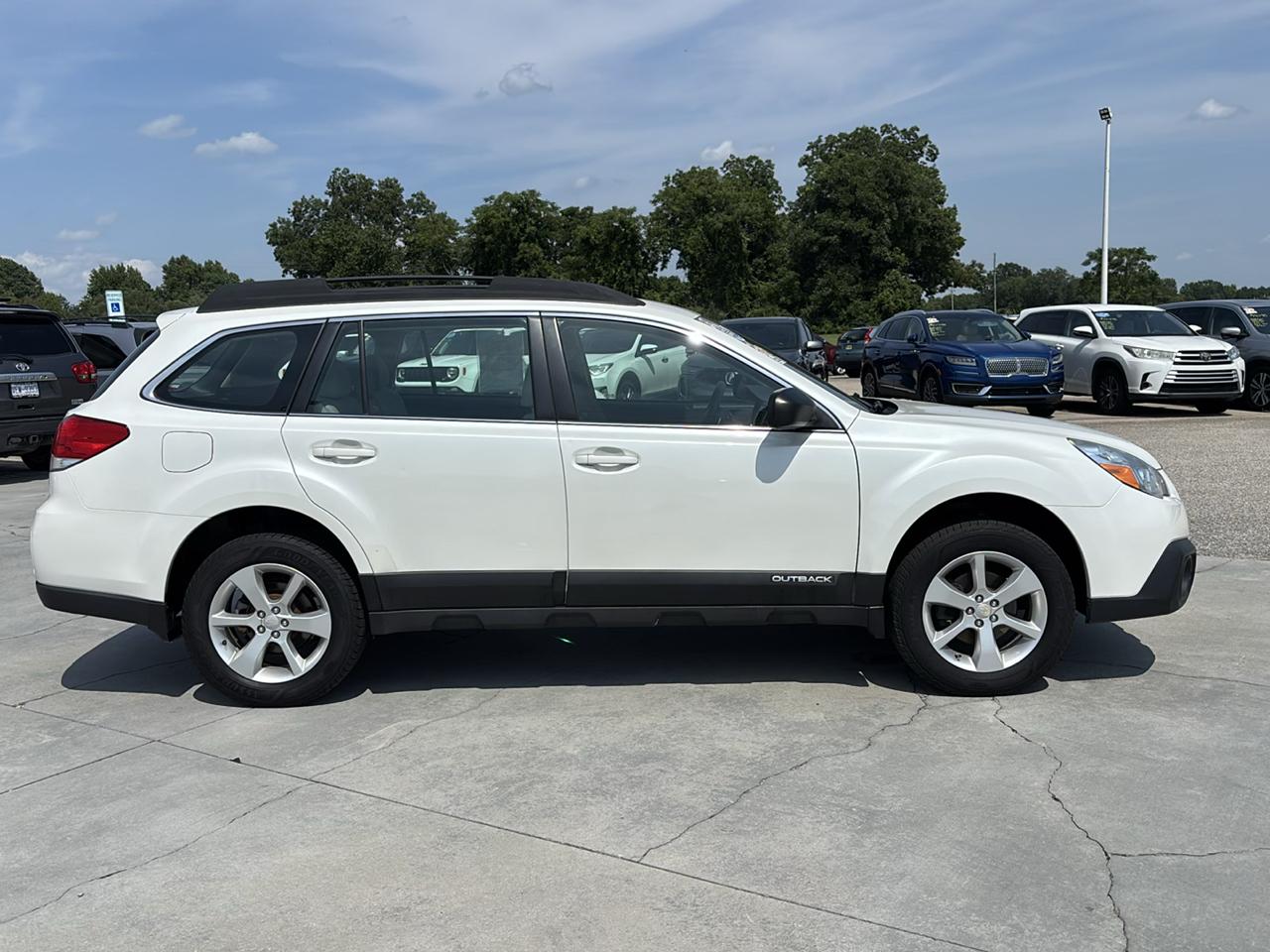 Subaru Outback 4dr Wgn H4 Auto 2.5i 2014