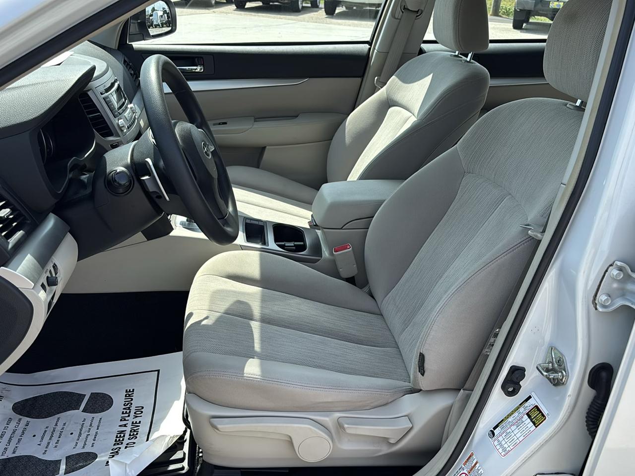 Subaru Outback 4dr Wgn H4 Auto 2.5i 2014