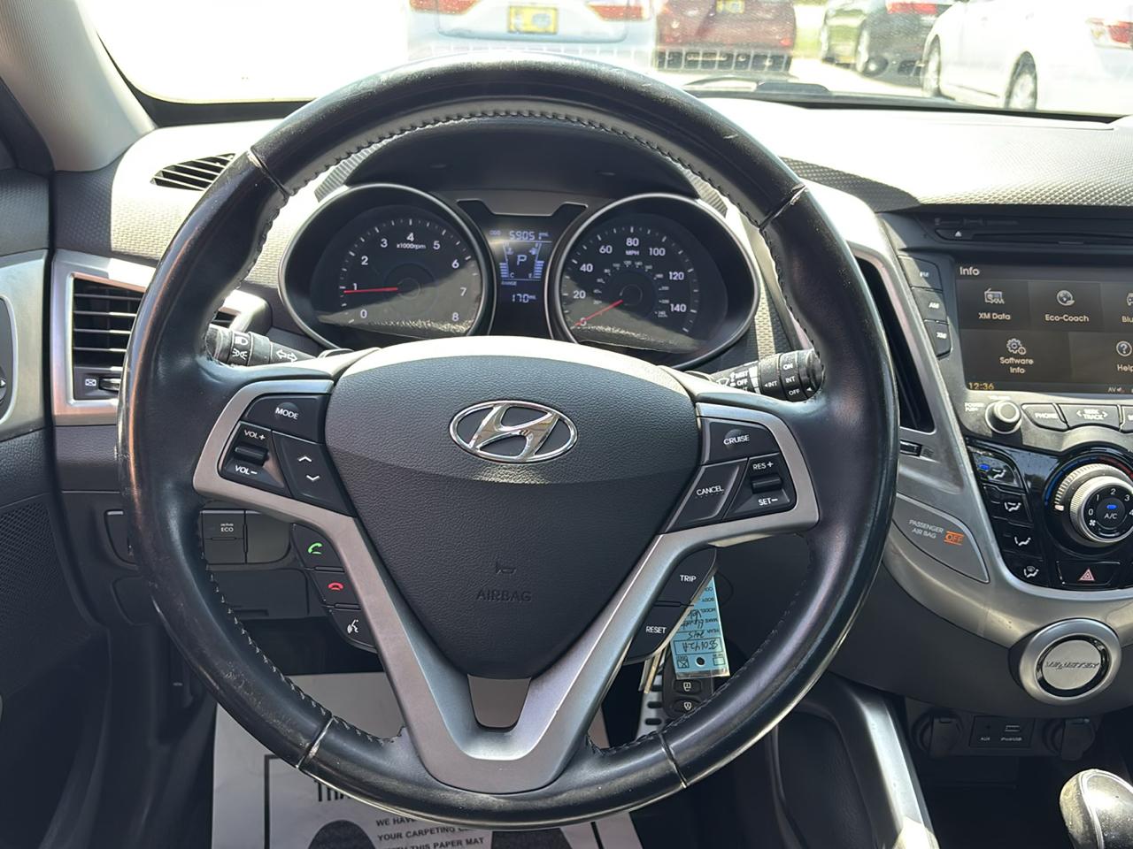 Hyundai Veloster 3dr Cpe Auto 2015