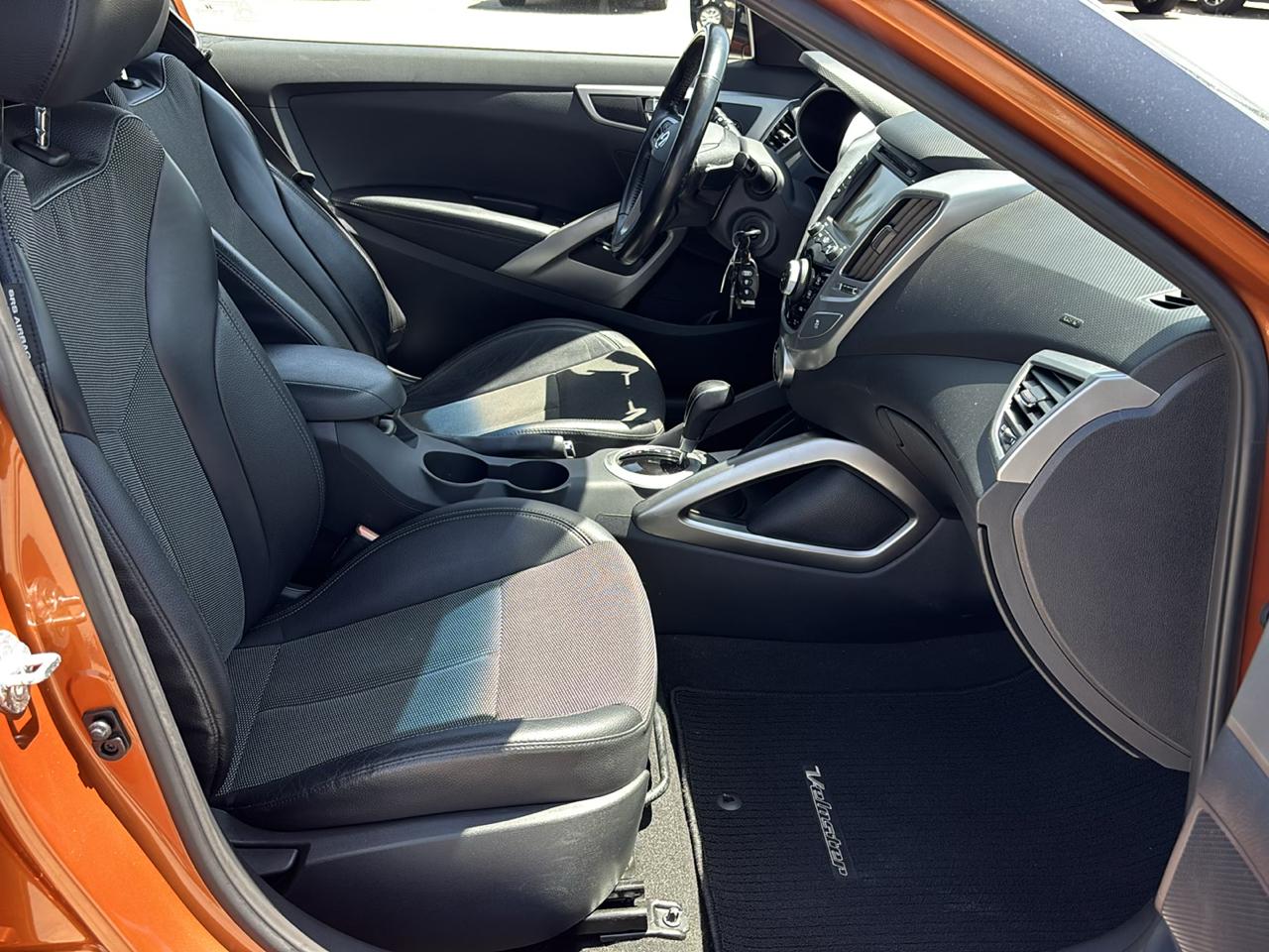 Hyundai Veloster 3dr Cpe Auto 2015
