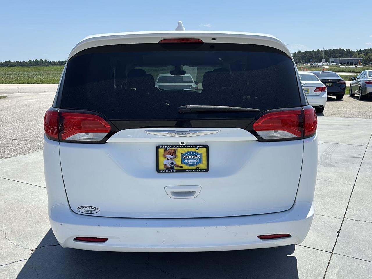 Chrysler Pacifica LX FWD 2017
