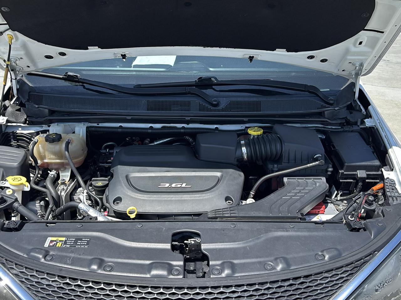 Chrysler Pacifica LX FWD 2017