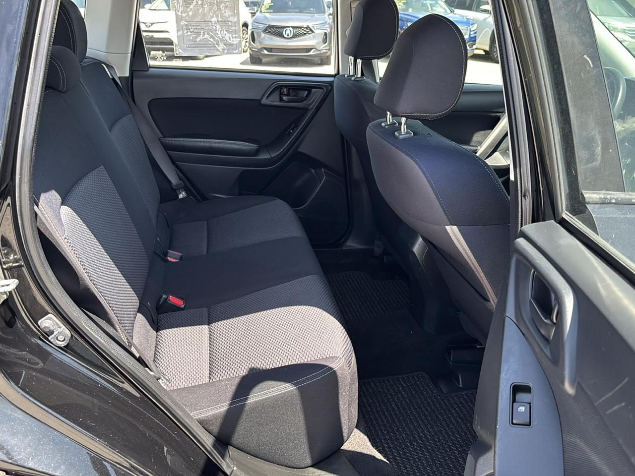 Subaru Forester 4dr CVT 2.5i PZEV 2016