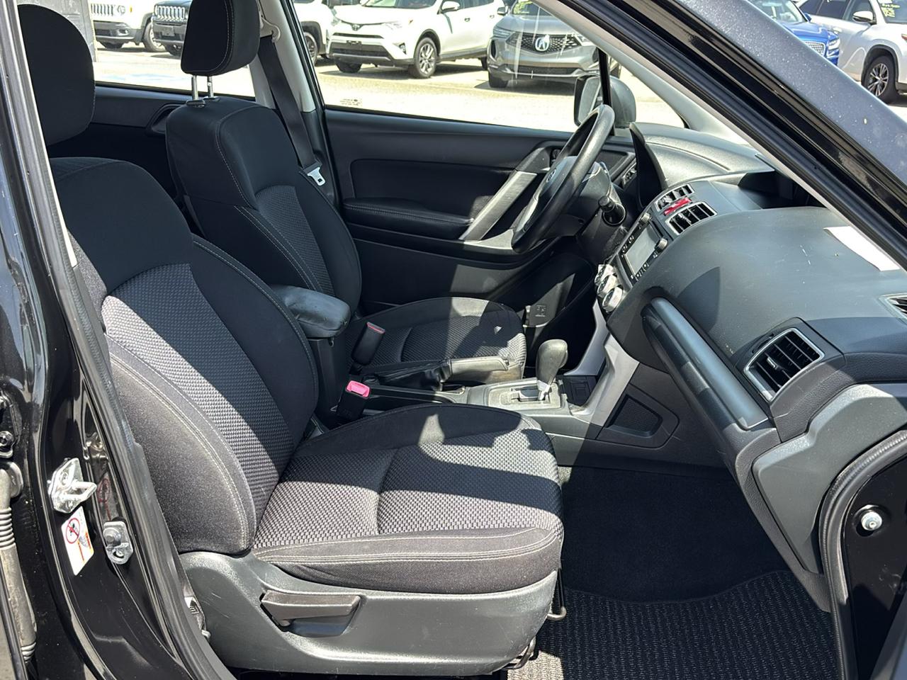 Subaru Forester 4dr CVT 2.5i PZEV 2016