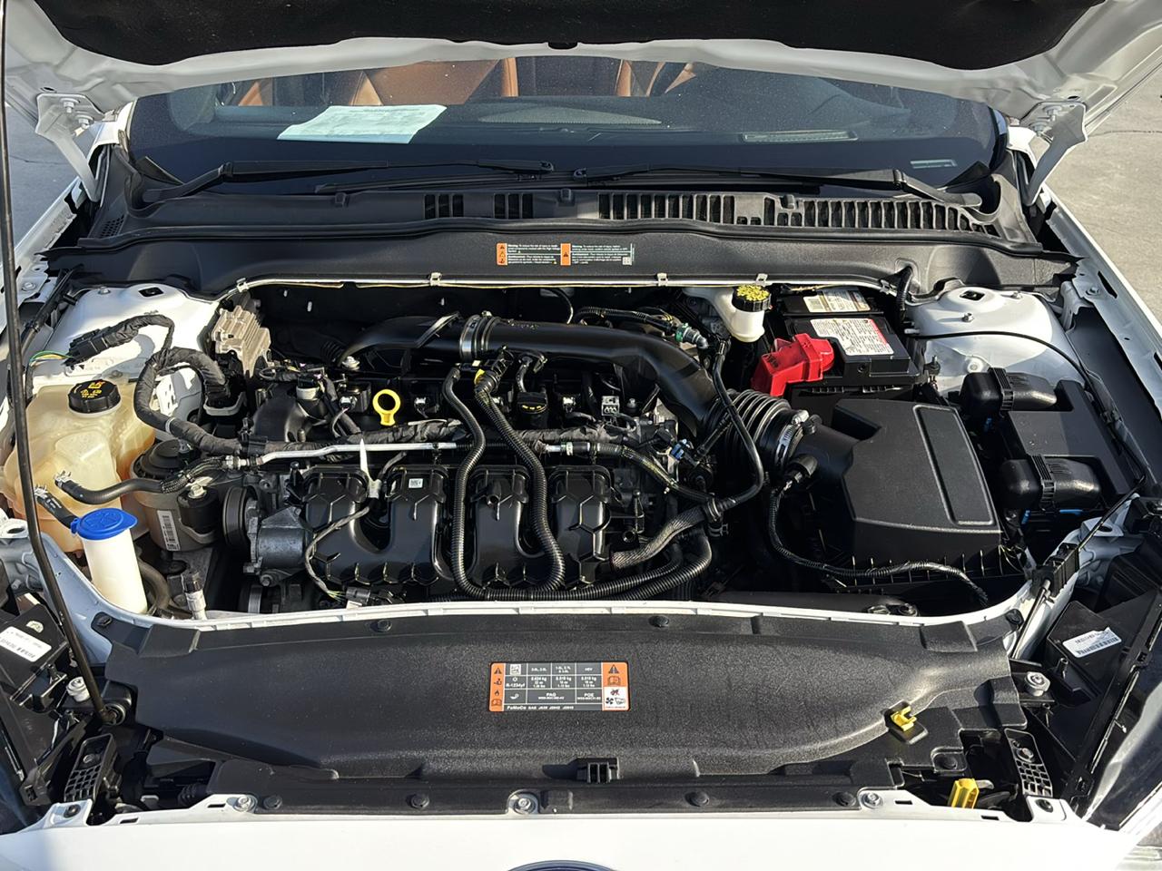 Ford Fusion Titanium FWD 2020