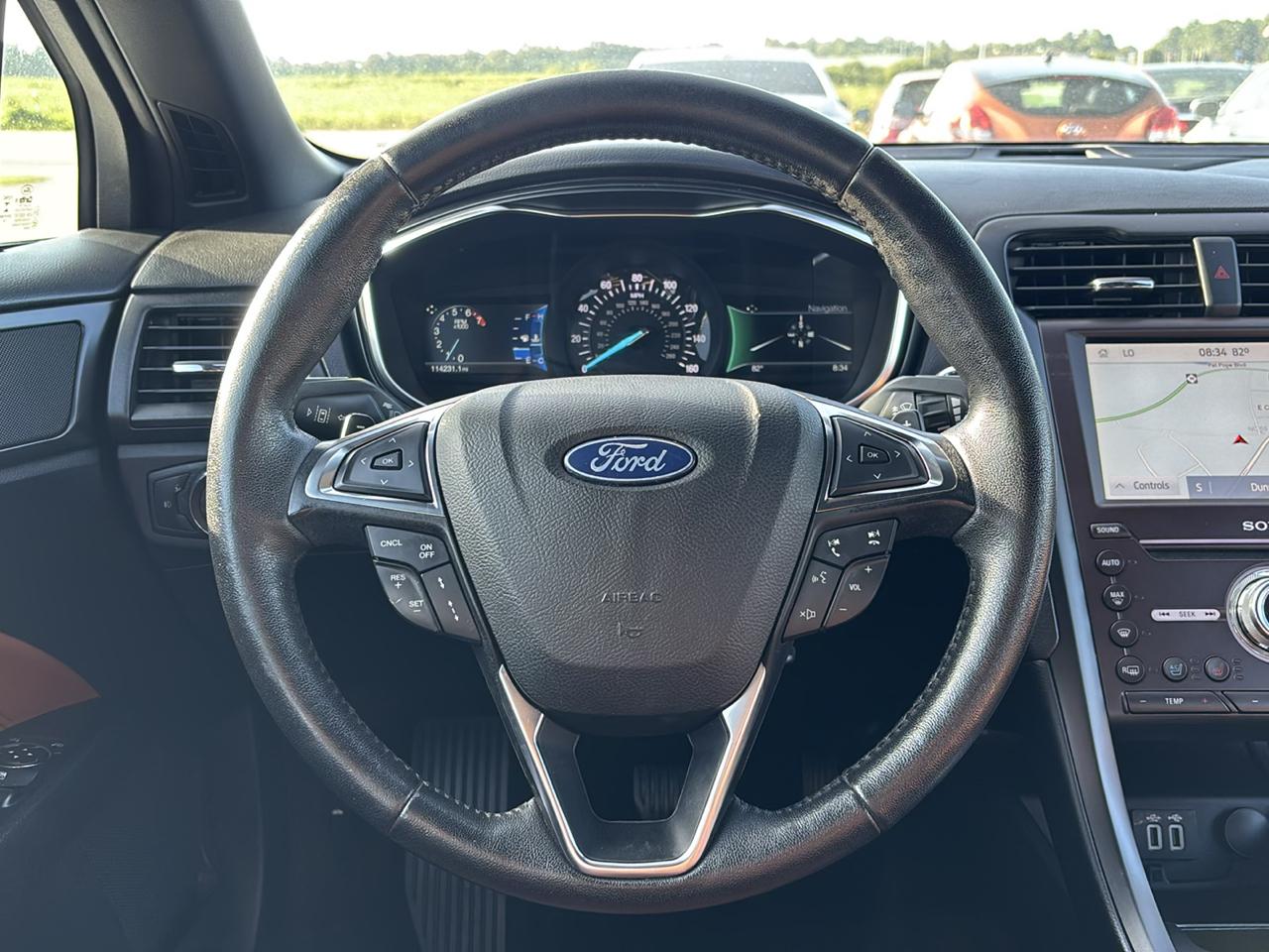 Ford Fusion Titanium FWD 2020