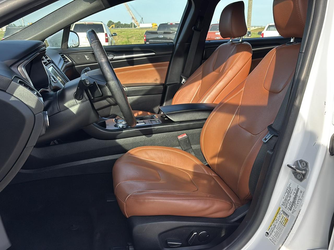 Ford Fusion Titanium FWD 2020