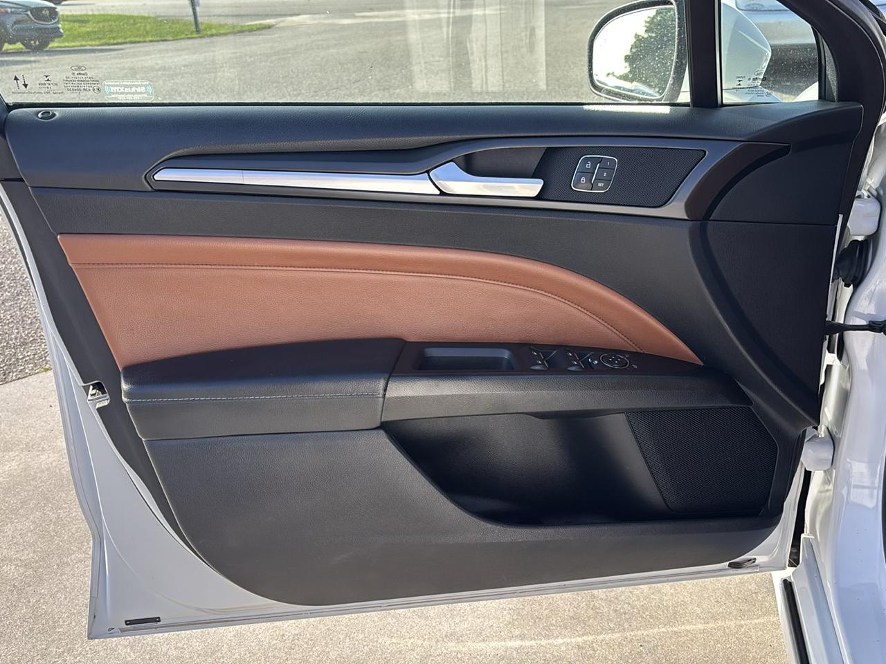 Ford Fusion Titanium FWD 2020