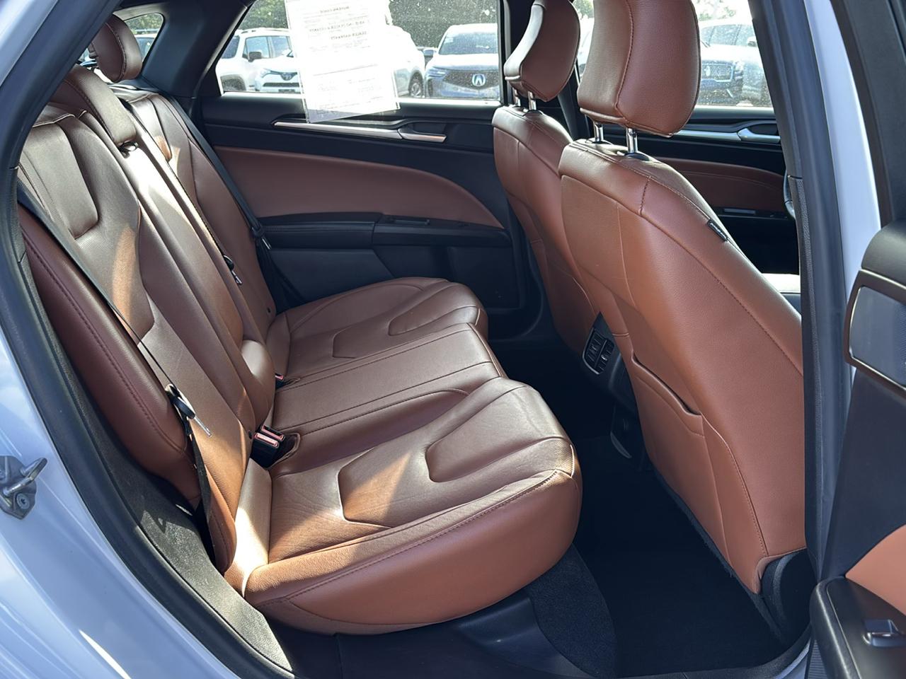Ford Fusion Titanium FWD 2020