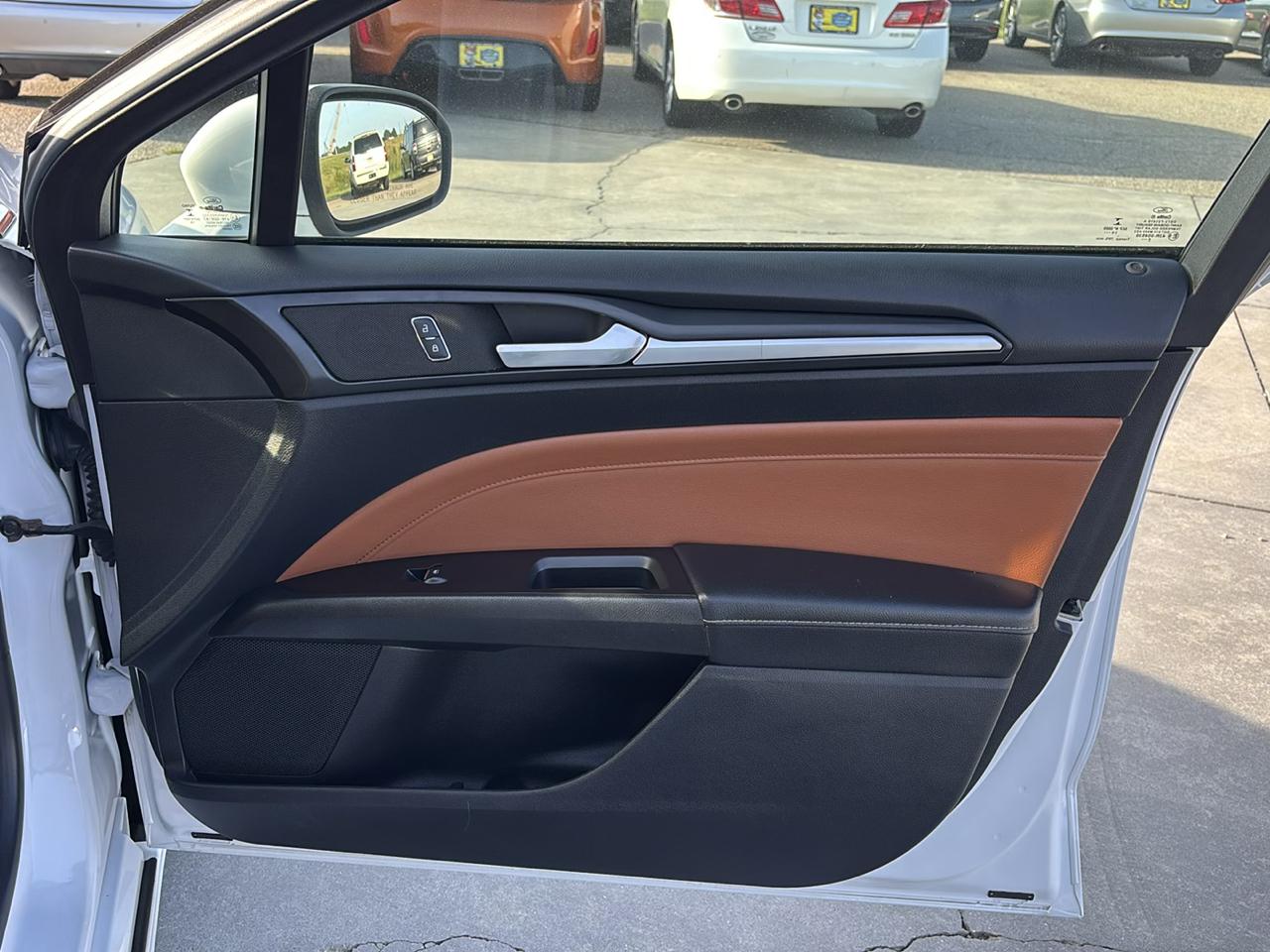 Ford Fusion Titanium FWD 2020
