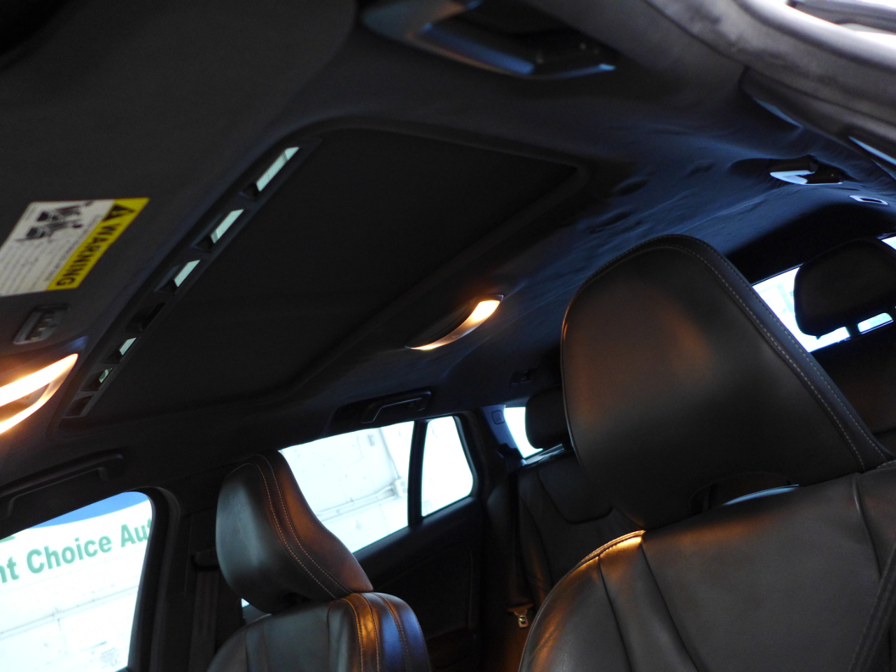 2017 Volvo V60 Platinum R-Design photo 53