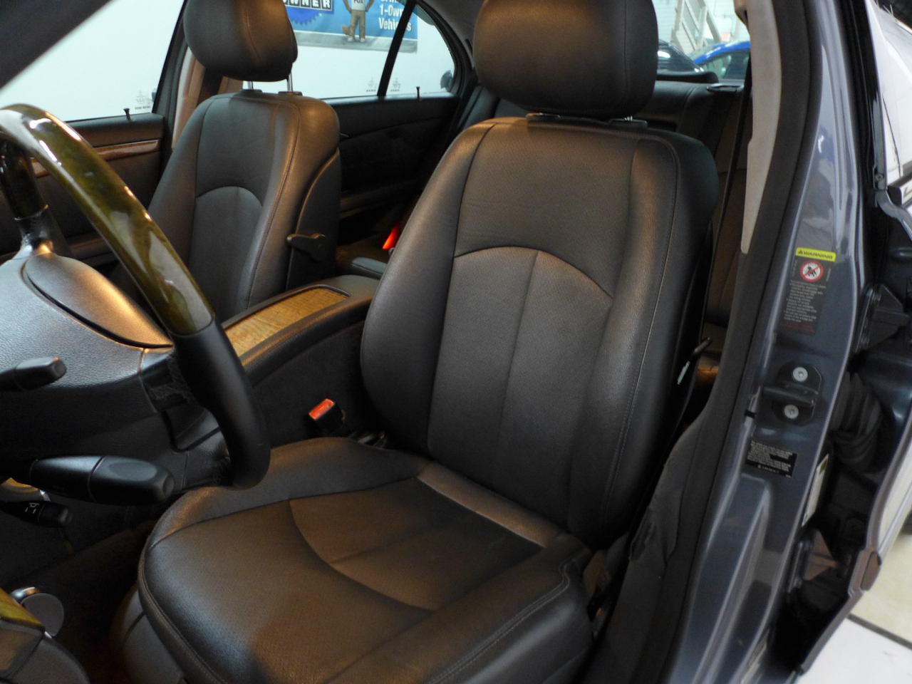 2006 Mercedes Benz E photo 31