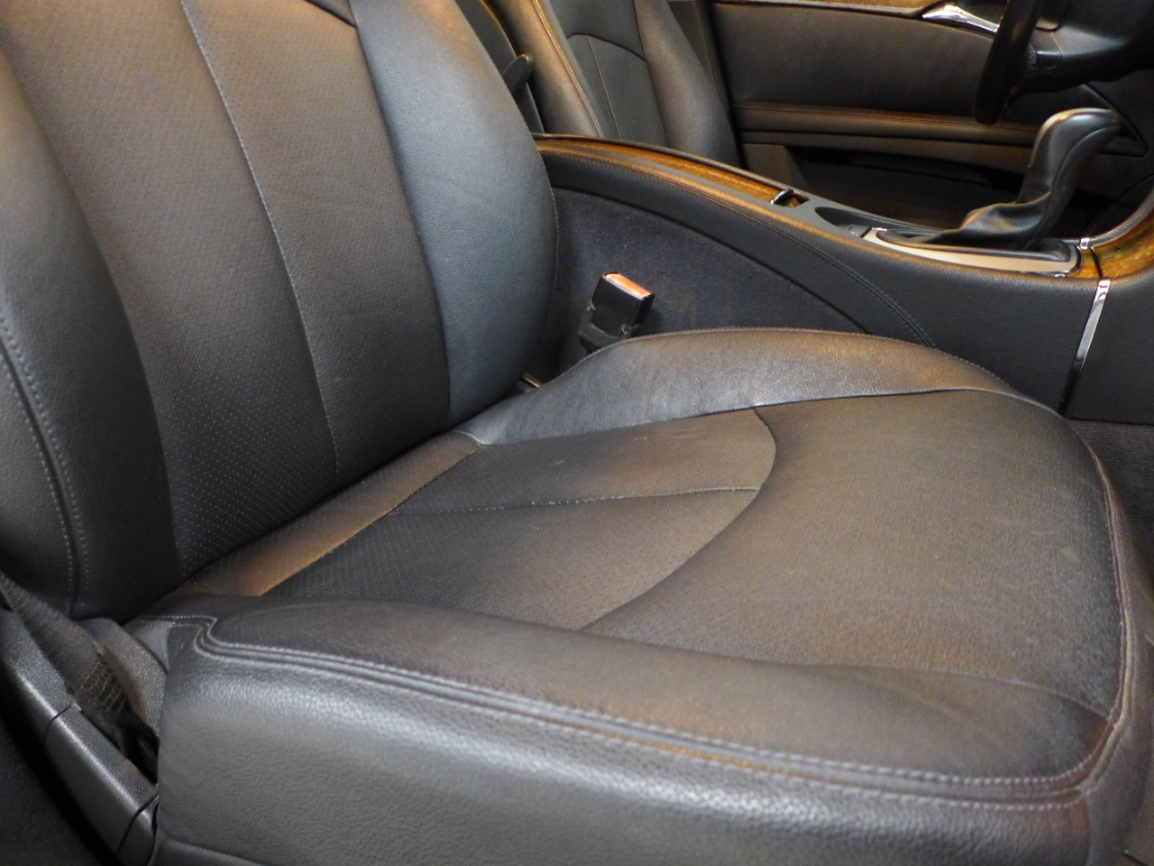 2006 Mercedes Benz E photo 38