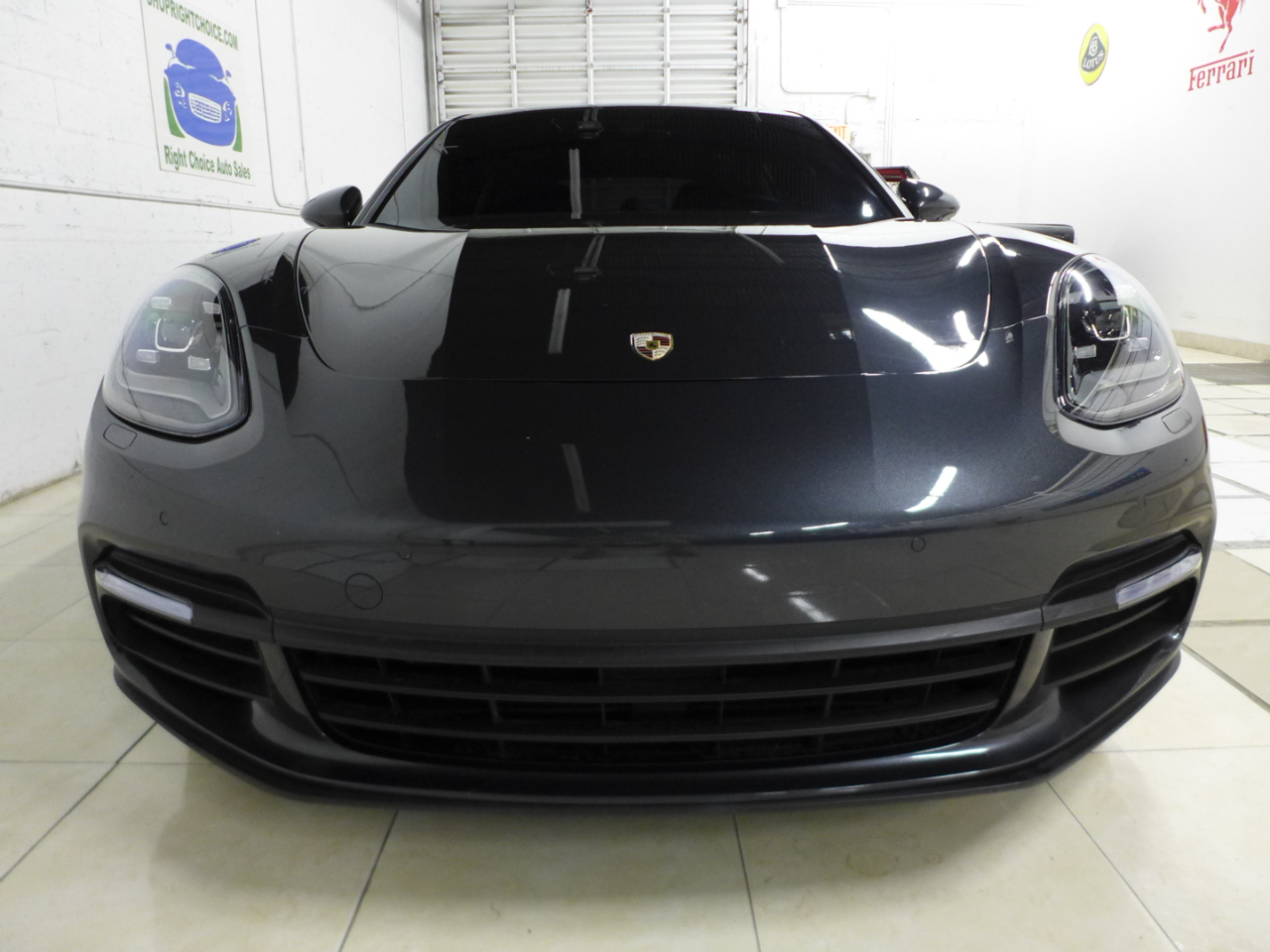 Porsche Panamera 4dr HB 2018