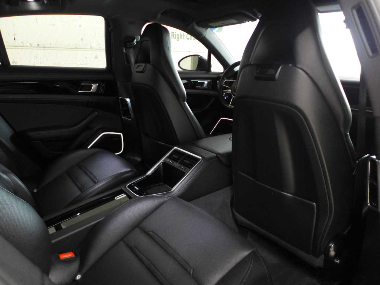 Porsche Panamera 4dr HB 2018