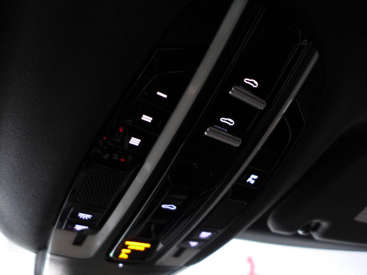 Porsche Panamera 4dr HB 2018