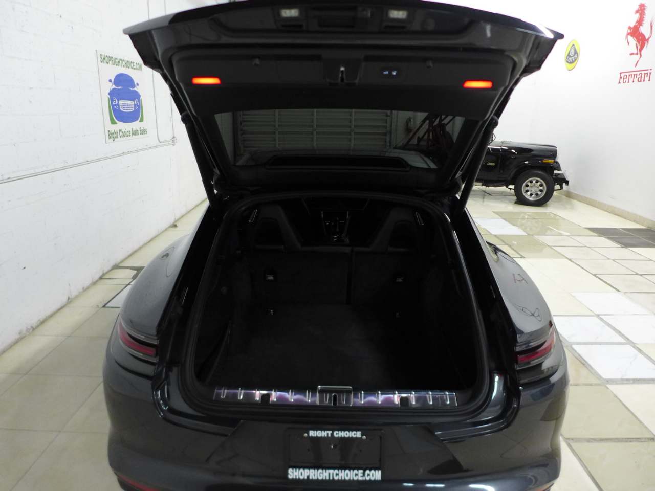 Porsche Panamera 4dr HB 2018