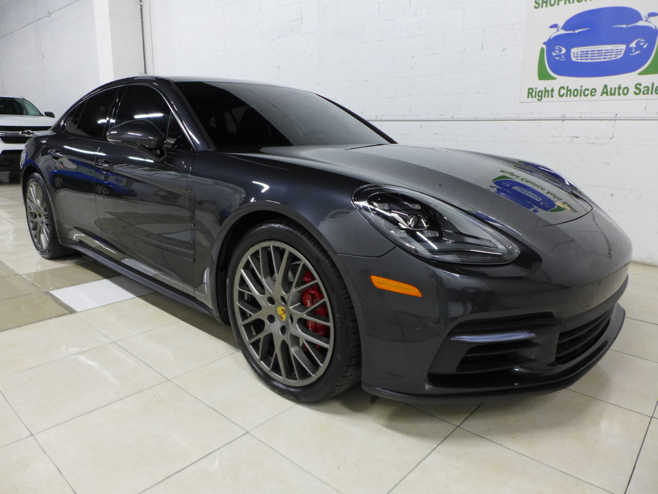 Porsche Panamera 4dr HB 2018