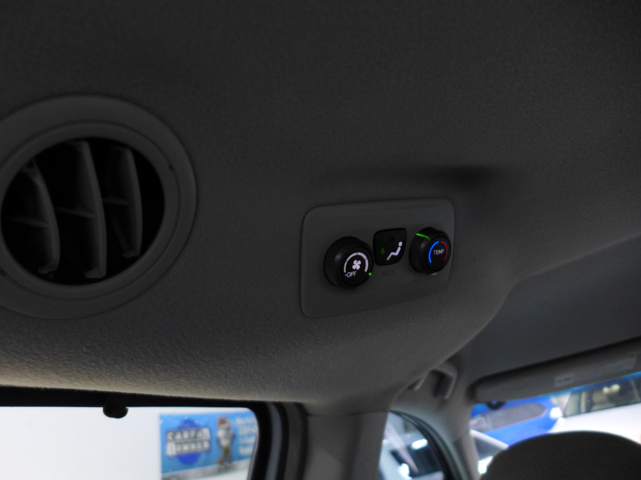 Toyota Sienna LE FWD 8-Passenger V6 2012