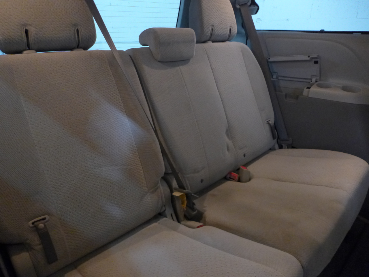 Toyota Sienna LE FWD 8-Passenger V6 2012