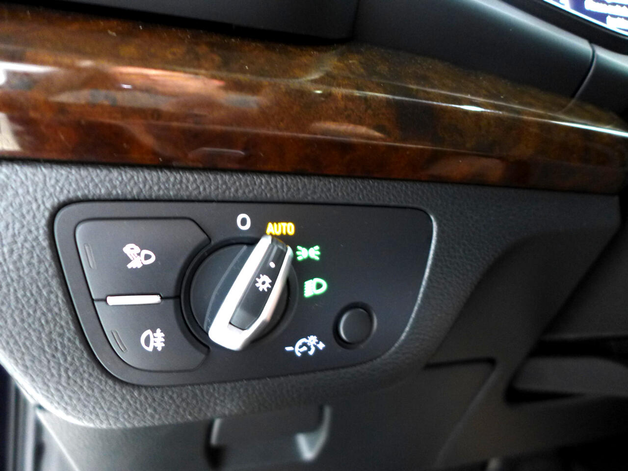 Audi Q5 2.0T Premium Plus quattro 2019