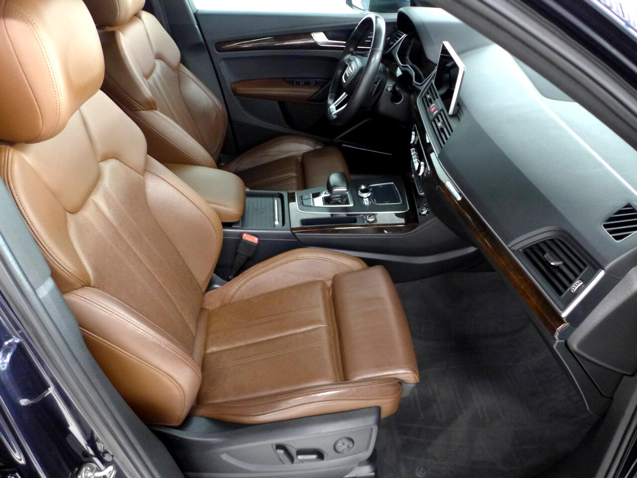 Audi Q5 2.0T Premium Plus quattro 2019