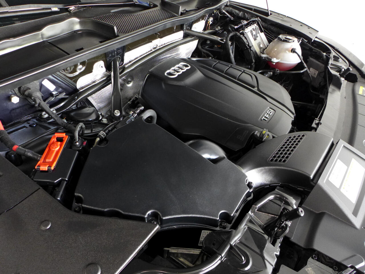 Audi Q5 2.0T Premium Plus quattro 2019