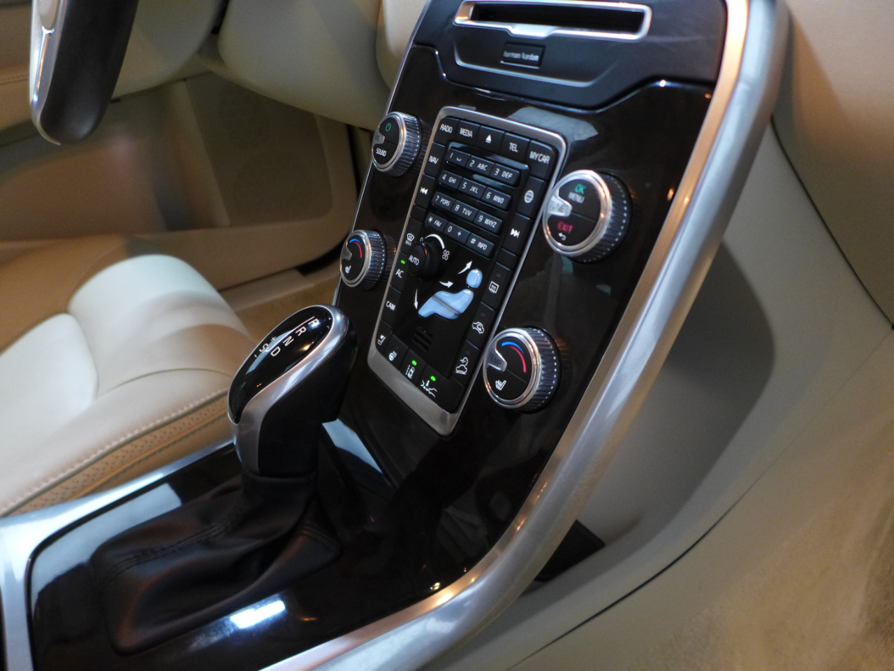 Volvo XC70 T5 Platinum AWD 2016