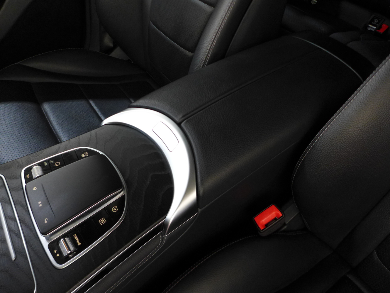 Mercedes-Benz GLC-Class GLC300 2020