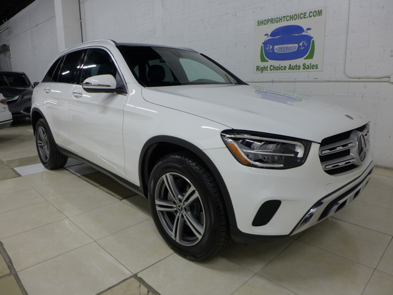 Mercedes-Benz GLC-Class GLC300 2020