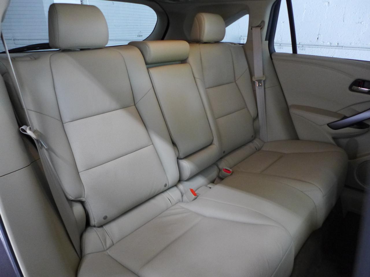 Acura RDX 6-Spd AT 2013