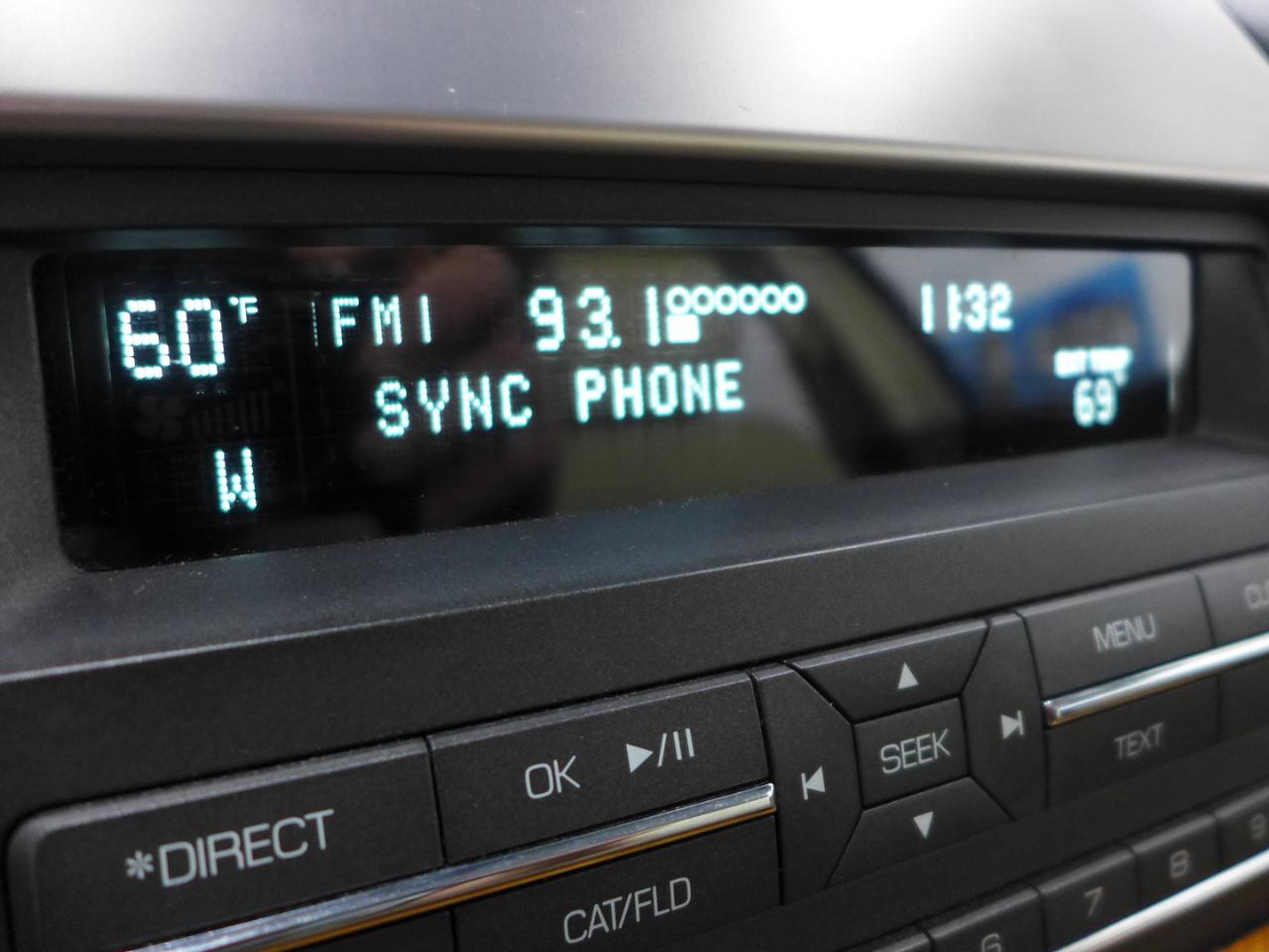 Lincoln MKZ FWD 2011